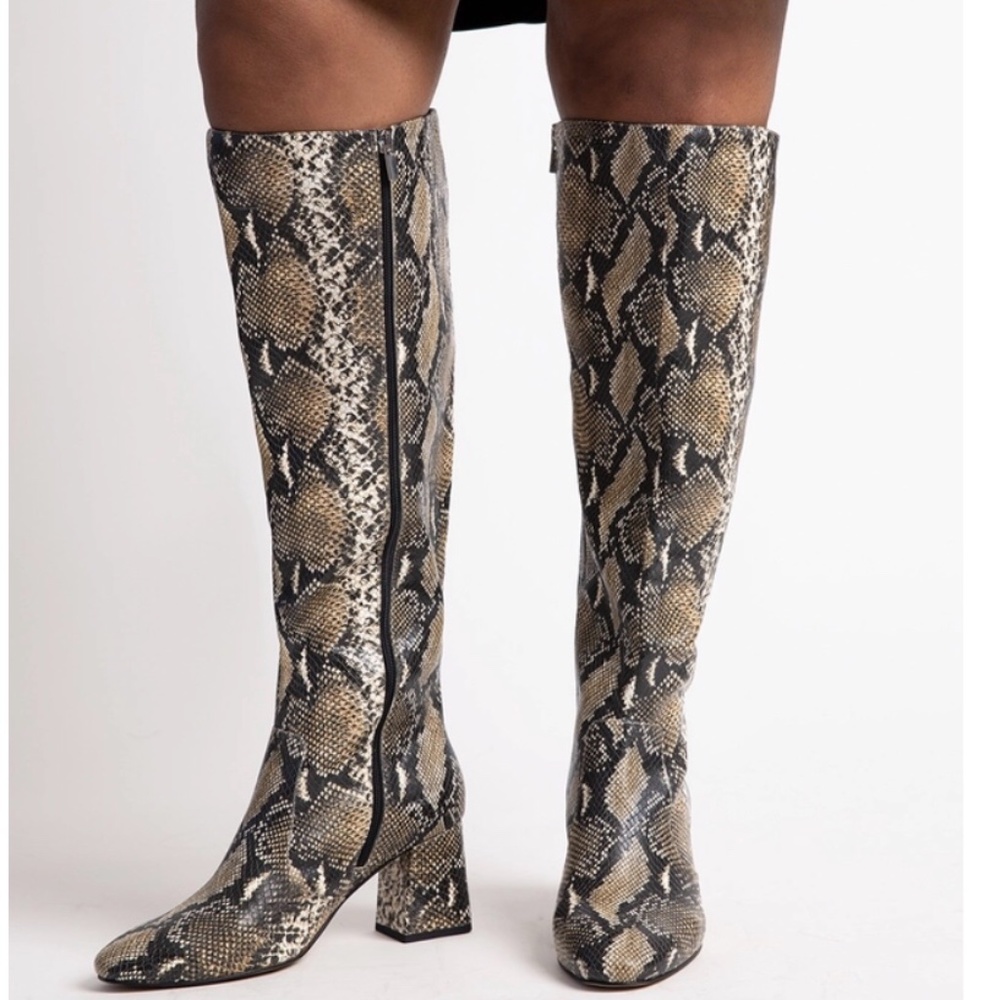 SOLD Eloquii women’s faux snakeskin boots